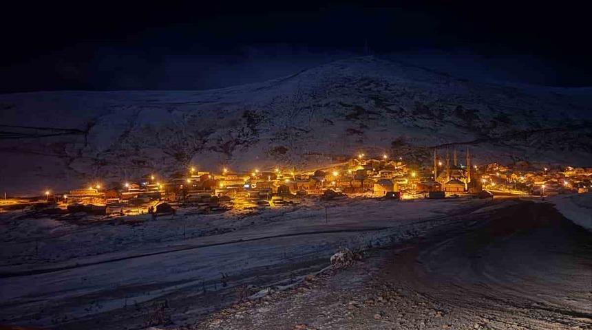 Gümüşhane’nin yüksekleri beyaza büründü