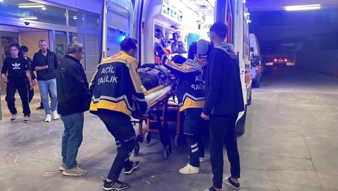 Hastane şantiyesinde bıçaklı kavga: 1’i ağır 4 yaralı 2