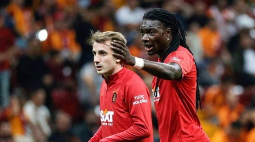 Galatasaray'ın eski golcüsü Bafetimbi Gomis'ten, Fenerbahçe'ye transfer olan Kerem Aktürkoğlu için olay sözler!