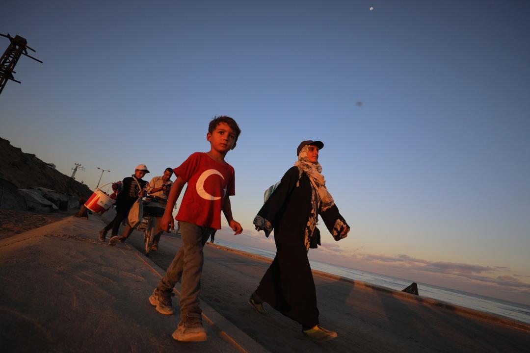 Gazze ye dönüş! Ateşkes sonrası akın akın yollara düştüler, taş üstünde taş kalmamış... 2