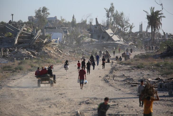 Gazze'ye dönüş! Ateşkes sonrası akın akın yollara düştüler, taş üstünde taş kalmamış...  G5