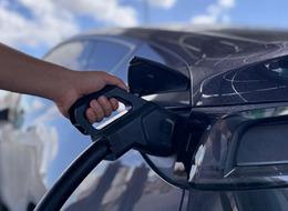 Tüketiciler Birliğinden "elektrikli araç poliçelerindeki menzillere dikkat edin" uyarısı!