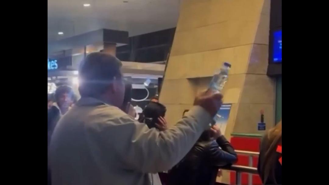 Esenboğa da suya 80 lira ödeyince isyan etti! "Yüzde bin milyon para kazanılmaz" 3