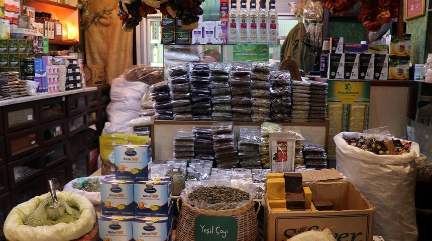 Mevsim geçişinde havalar soğudu: Grip vakaları arttı! Aktarlarda yoğunluk başladı