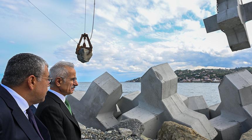 Rize İyidere Lojistik Limanı'nda çalışmalar tüm hızıyla sürüyor! Bakan Uraloğlu: "Büyük tonajlı gemilerin yeni adresi olacak"