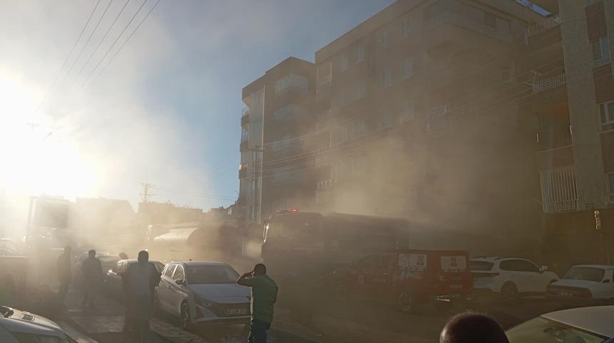 Şanlıurfa'da medikal malzeme deposunda yangın