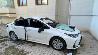 Aracın içinde çakmak gazı tüpü patladı