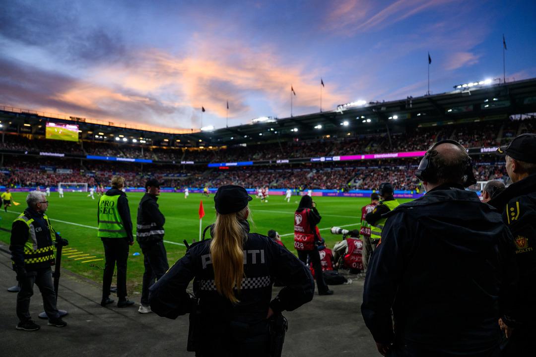 İsrail e yeşil sahalarda da büyük şok! Haaland, kendi kalelerine gol attırdı, inanılmaz anlar yaşandı... 5