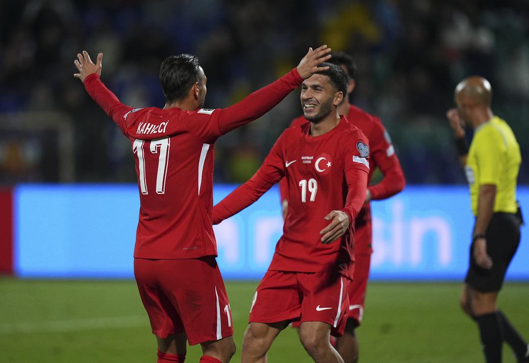 Bulgaristan a tarihi fark! Montella dan dikkat çeken çıkış: Kusura bakmasınlar 2