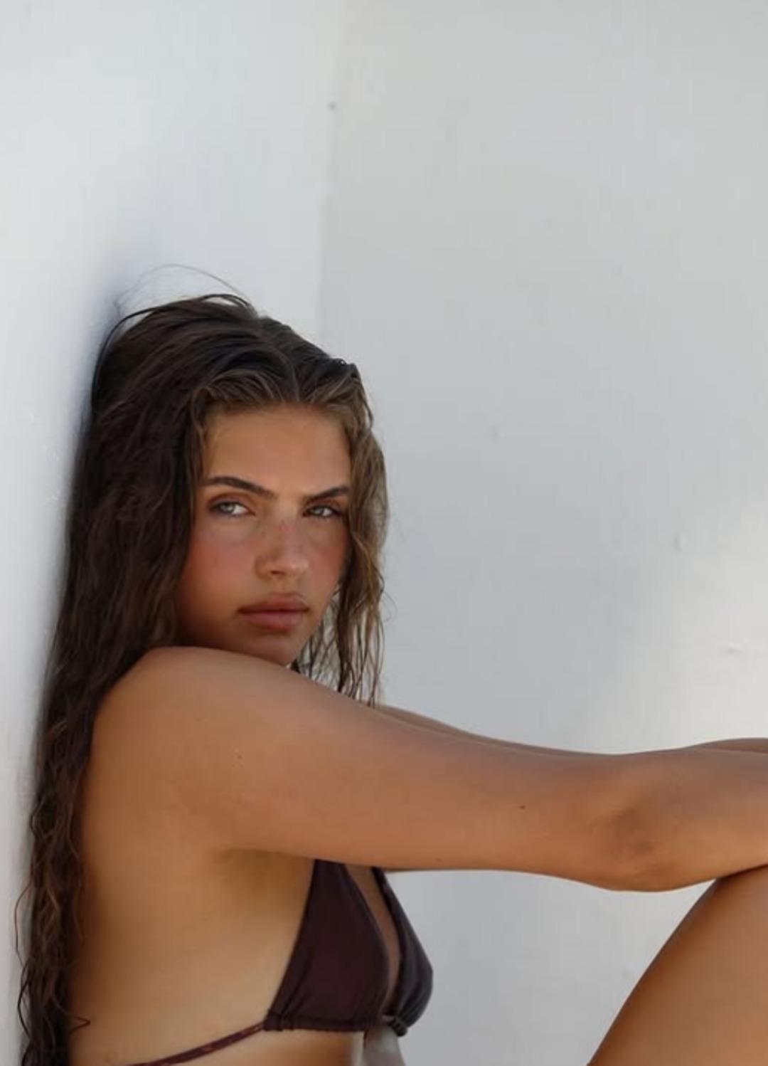 Kenan Yıldız ın model sevgilisi Natalia Shadle pozlarıyla beğeni topluyor! 1