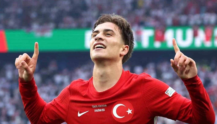 Model sevgilisinin pozlarına beğeni yağıyor! Şaşırtan hamle