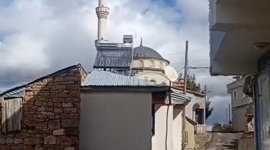 Kaynak makinesi kayboldu, camii hoparlöründen sitem etti