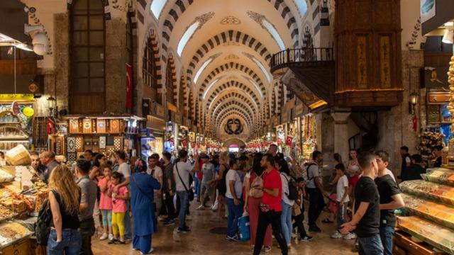 Hareketli günler başladı! Altın fiyatları ile yarışsa da talep çok: Satışlar resmen patladı