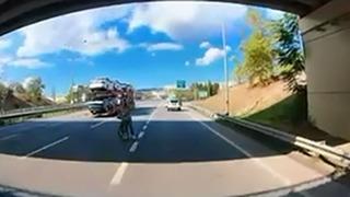 Bu sefer de tersten bisiklet geldi