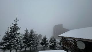 Kartalkaya ve Arkut Dağı kayak merkezlerinde kar yağışı etkili oldu