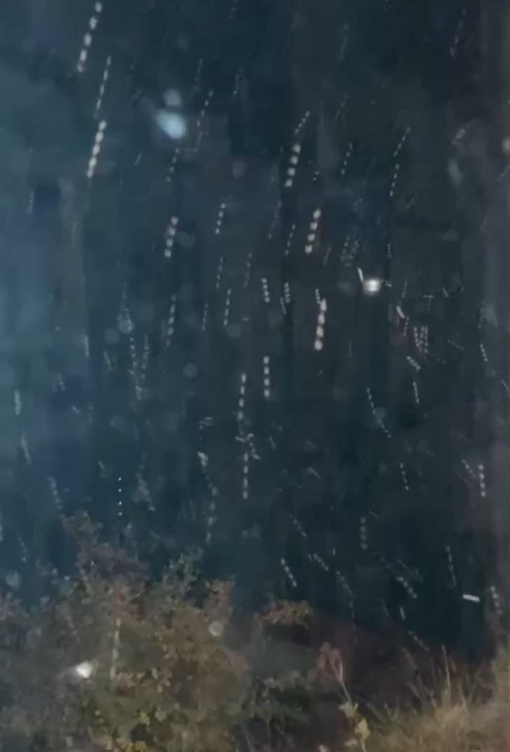 İç Anadolu'da başlayıp, İstanbul sınırına kadar yaklaştı! Türkiye bir gecede kışı yaşadı: 11 ilde mevsimin ilk karını yağdı G3