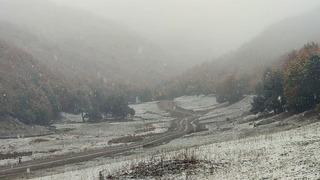 Tokat'ta yüksek kesimlere mevsimin ilk karı yağdı