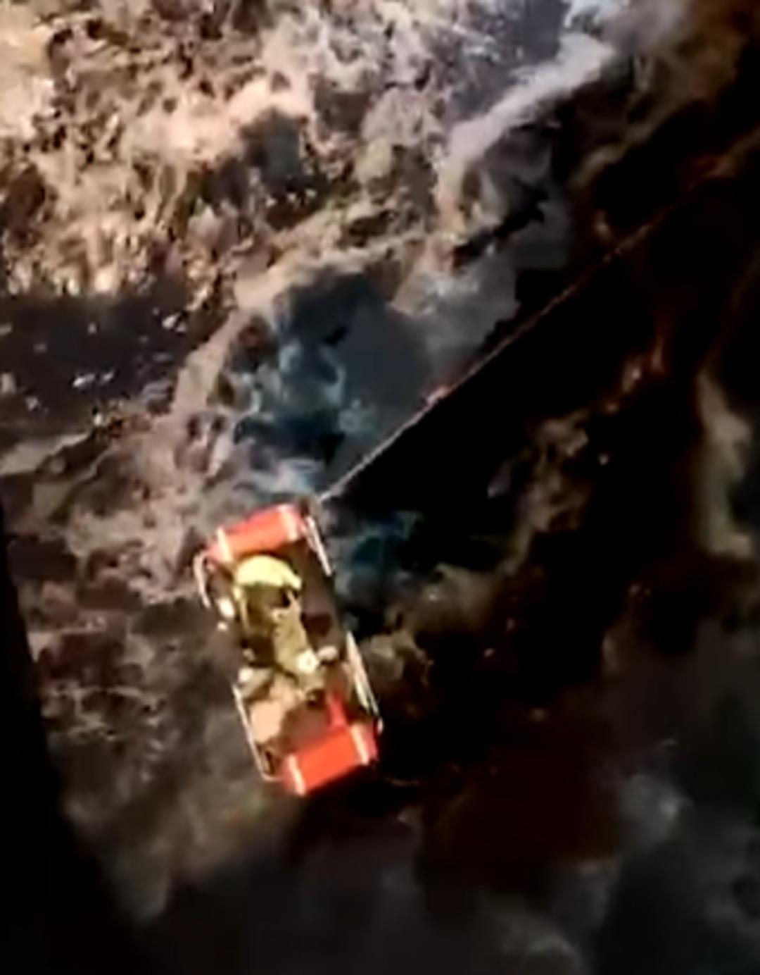 Denizin ortasında hayat mücadelesi! 3 çocuklu aileye saldırdılar: Korkunç orka saldırısı 4