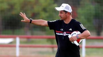 Emre Belözoğlu'nun yeni adresi için flaş teklif! Görüşmeler resmen başladı... 