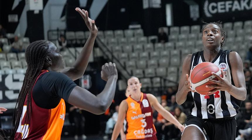 Kadınlar Basketbol Ligi'nde Galatasaray Çağdaş Faktoring deplasmanda Beşiktaş BOA'yı yendi...