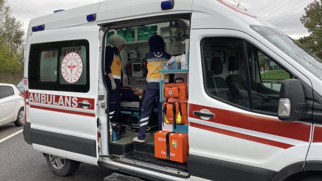 Kocaeli’de 5 araçlı zincirleme kaza: 1’i çocuk 5 yaralı 2