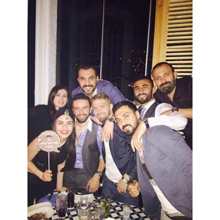 Selçuk Şahin bekarlığa veda partisi düzenledi G2