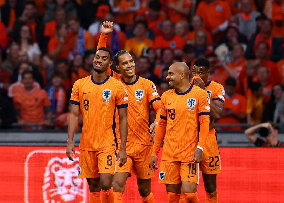 Depay dan rekorlar gecesi: Hollanda, Finlandiya yı farklı geçti! 4