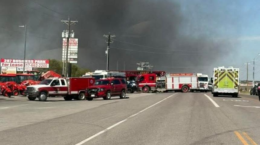 Teksas'ta uçak kazası! Ortalık yangın yerine döndü; can kayıpları var