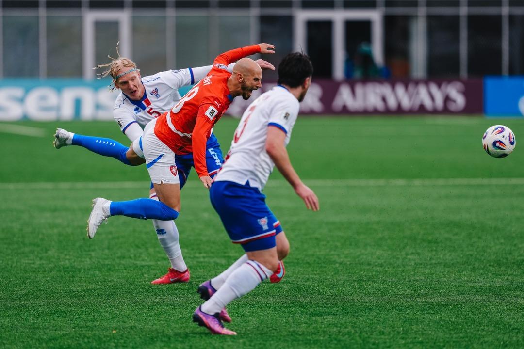 Çekya da sürpriz Faroe Adaları mağlubiyeti Ivan Hasek in koltuğunu sallarken, Fatih Terim ismi ön plana çıktı! 1
