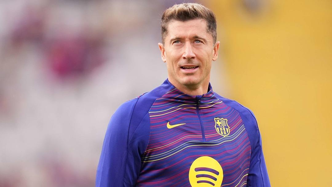 Lewandowski nin Barcelona daki geleceği tartışmalı hale geldi! Ayrılık mı gerçekleşiyor? 2
