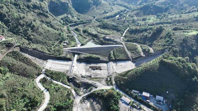 Salıpazarı Barajı’nda çalışmalar devam ediyor