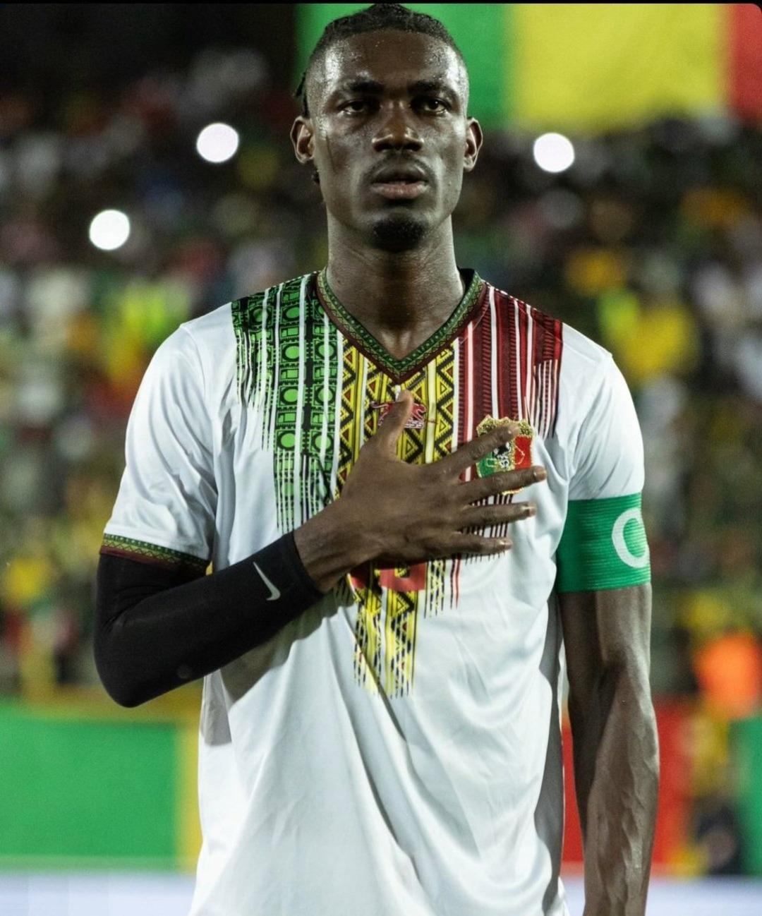 Yaz transfer döneminde adı sıklıkla G.Saray ve F.Bahçe ile anılan Yves Bissouma yine sakatlandı!  1