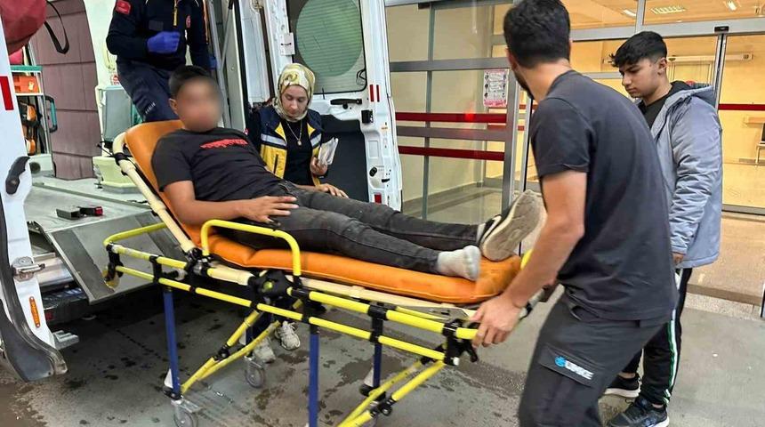 Elektrikli bisiklet ile motosiklet çarpıştı: 1 yaralı