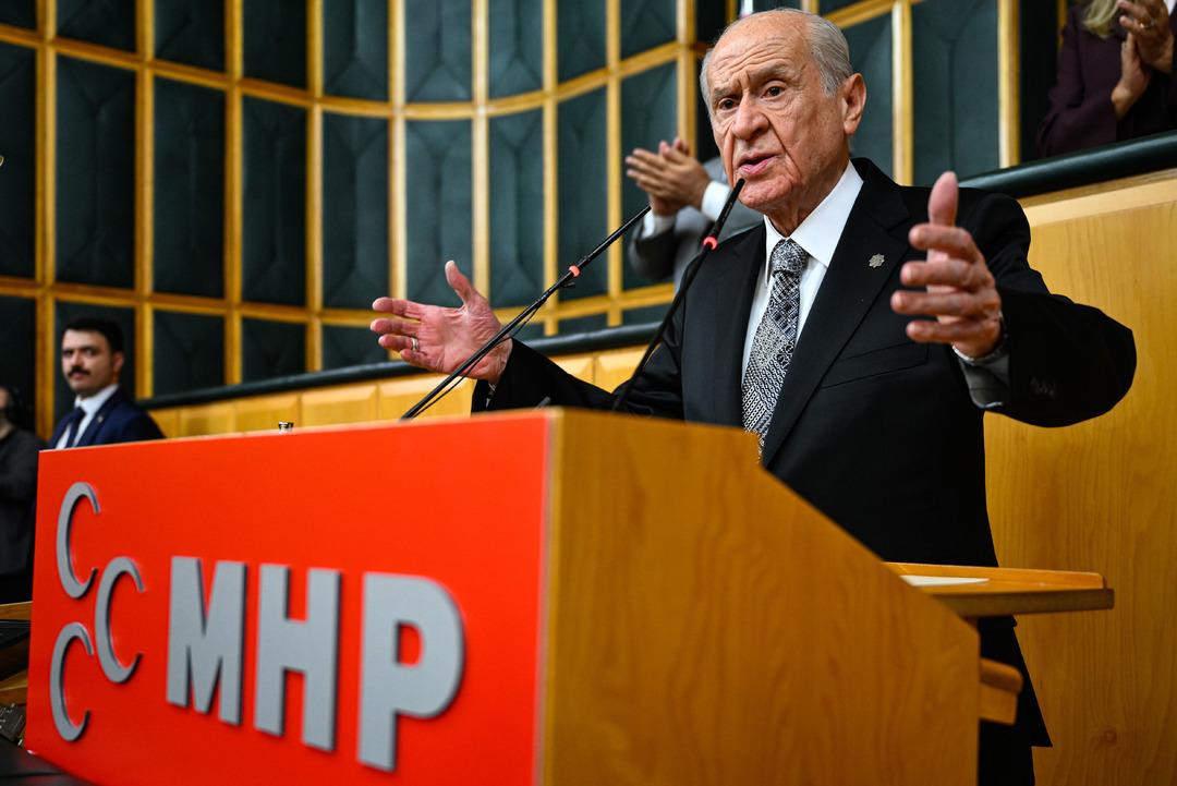 Sürpriz İmralı çıkışı gündem oldu! Bülent Arınç "Başarı için risk" dedi: "Gerekirse gider ben görüşürüm" 1