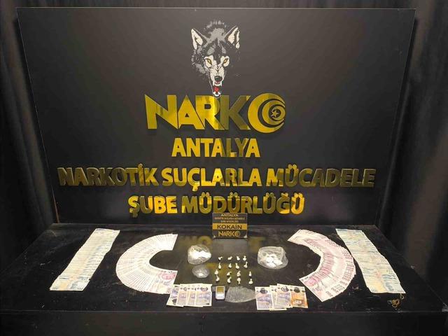 Antalya’da son 1 haftada uyuşturucu suçundan 19 kişi tutuklandı 5