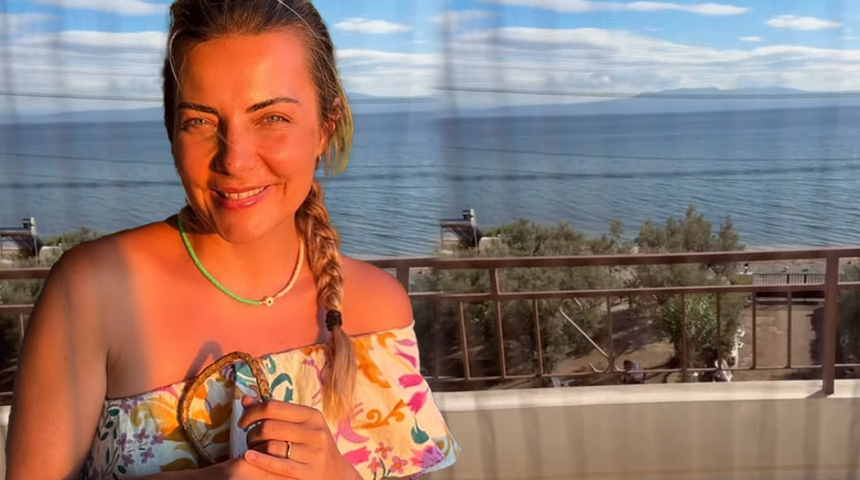 Burcu Kara "Gemlik, Bursa, İznik maalesef fay hattı" diyerek yazlığını terk etti! Deniz manzaralı evini gösterdi