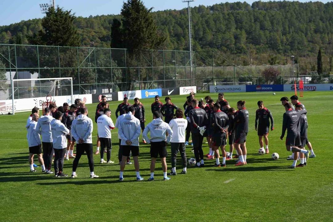 A Milli Futbol Takımı, Gürcistan maçının hazırlıklarını tamamladı 1