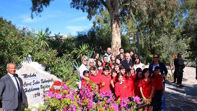 Halikarnas Balıkçısı Cevat Şakir Kabaağaçlı, Bodrum'daki mezarı başında anıldı