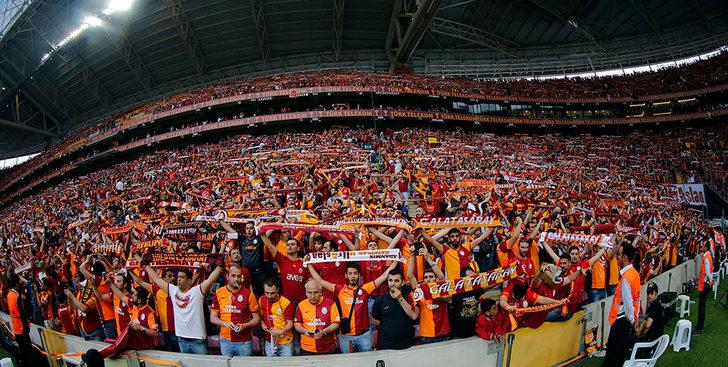 Galatasaray'dan muhteşem kareografi G1