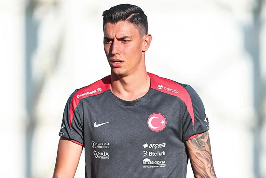 A Milli Takım Teknik Direktörü Vincenzo Montella dan Berke Özer sözler: Terk edip gidemezsin! 2