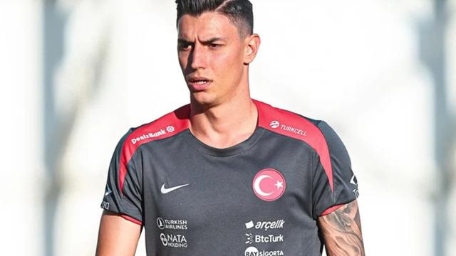 Kamptan ayrılması olay olmuştu, milli takımda Berke Özer krizi büyüyor! Men edilebilir...