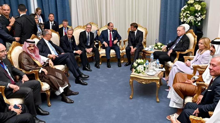 Cumhurbaşkanı Erdoğan'dan Şarm El-Şeyh'te yoğun diplomasi trafiği: Barış Zirvesi'nde kritik görüşmeler