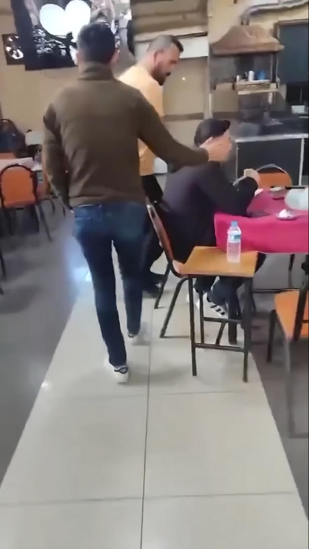 25 yıl hapisle aranıyordu! TikTok ta canlı yayın açtı, sokak tabelası sayesinde yakalandı 2