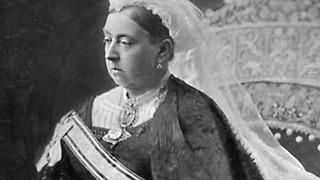 Kraliyet’in filtre ve rötuş merakı, Kraliçe Viktorya döneminde başlamış