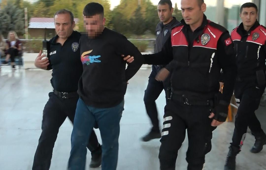 Otobüs firmaları arasında kanlı rekabet! Tetikçinin firma sahibine silahlı saldırısı kamerada 3