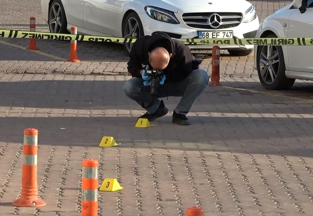 Otobüs firmaları arasında kanlı rekabet! Tetikçinin firma sahibine silahlı saldırısı kamerada 2