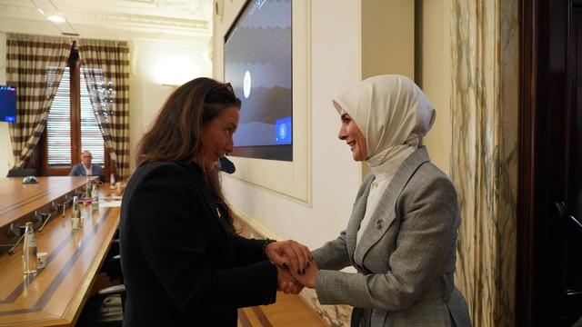 Aile ve Sosyal Hizmetler Bakanı Göktaş, İtalya Engelliler Bakanı Locatelli ile görüştü