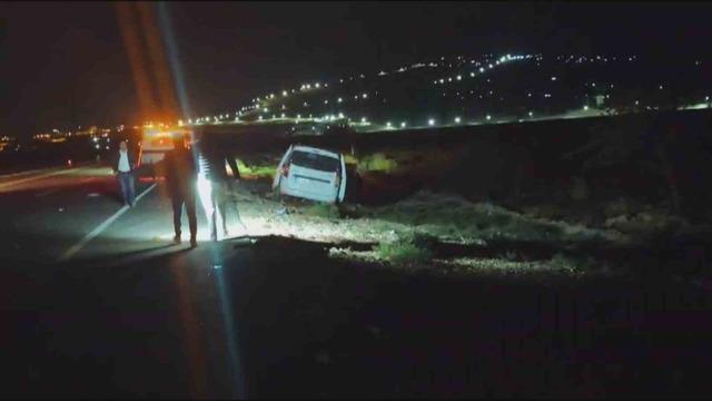 Tır ve hafif ticari araç sürüye daldı: 37 küçükbaş hayvan telef oldu 1