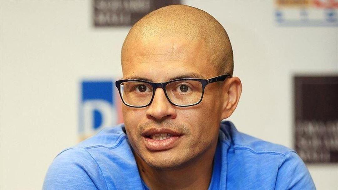 Fenerbahçe nin efsane ismi Alex De Souza Brezilya Serie B de penaltı atışını kaçıran oyuncusuna ateş püskürdü! Sinir küpüne döndü... 2