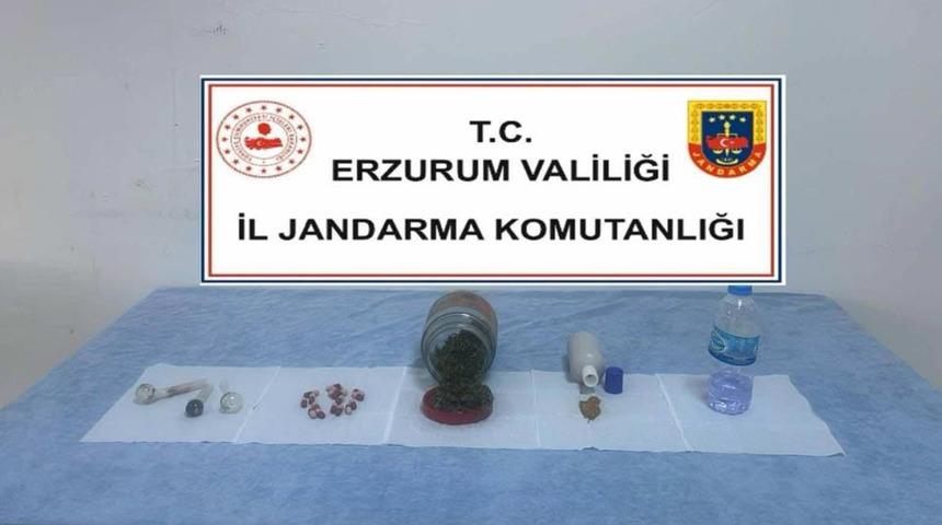 Jandarma’dan uyuşturucu operasyonu